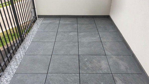 Balcony tiles supported on StrataRise pedestals